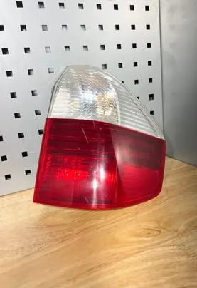 BMW X3 E83 Rear/tail lights 7162210