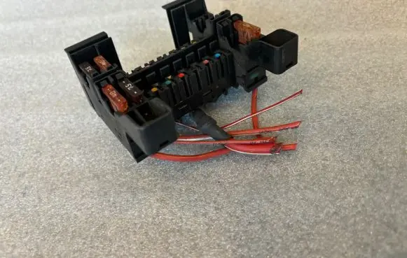 Mercedes-Benz S W221 Fuse module 2215450701 13943273 13943313