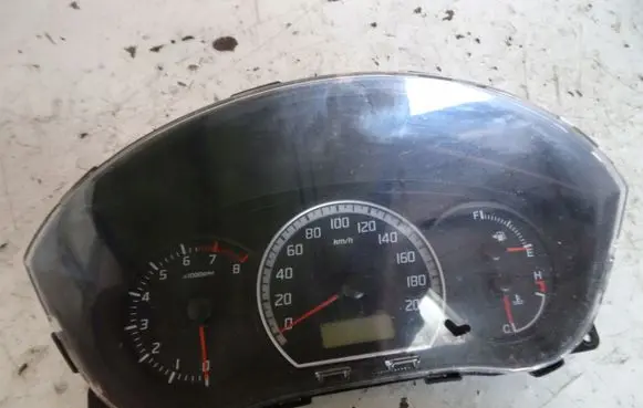 Suzuki Swift I Speedometer (instrument cluster) 3410063JE0