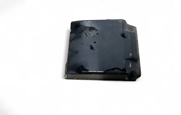BMW 7 E32 Fuse box cover 17169200