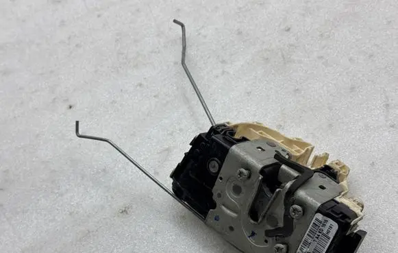 Jeep Grand Cherokee Front door lock 68250666ABA 68250666AB 68250666