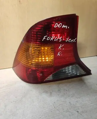 Ford Focus Rear/tail lights XS4X13405AE TK4266 XS4X13405