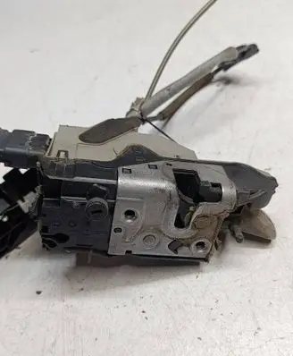 Citroen DS4 Front door lock 9685351680 40527186