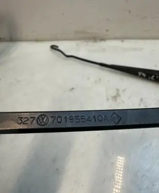 Volkswagen Transporter - Caravelle T4 Front wiper blade arm 701955410A 701955409A