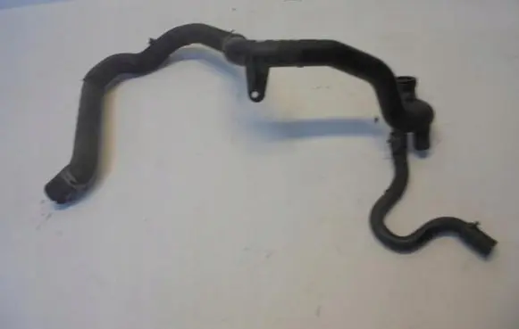 Mercedes-Benz B W245 Engine coolant pipe/hose