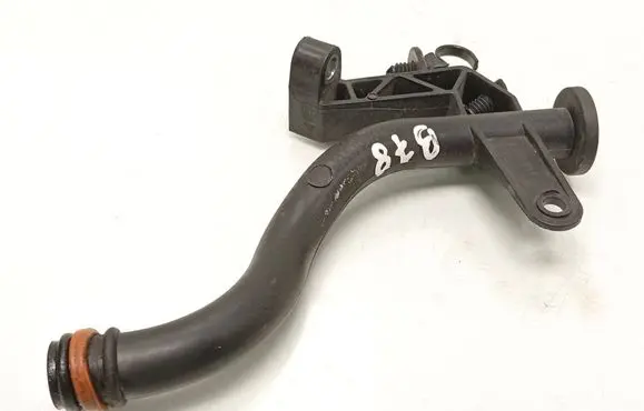 Volvo V40 Oil fill pipe 31452117