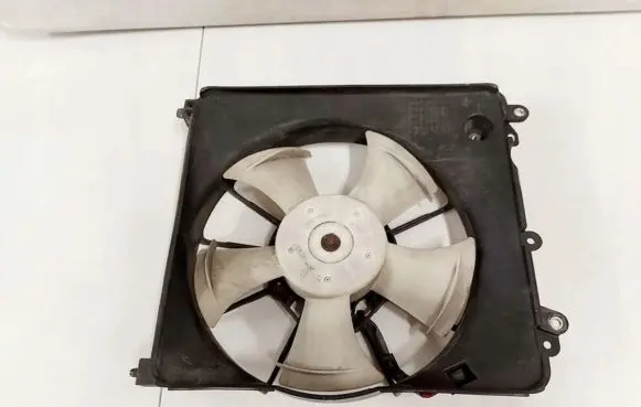 Honda Insight Electric radiator cooling fan