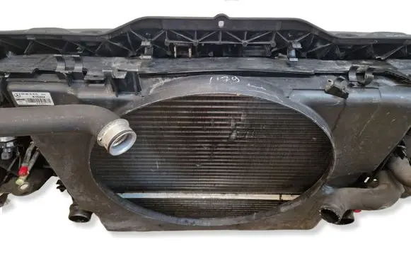 Mercedes-Benz Vito Viano W639 Radiator set A6395011101 A6395004200 A6398800003