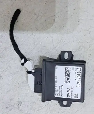 Volkswagen PASSAT B8 Light module LCM 7P6907357C 5WK50564