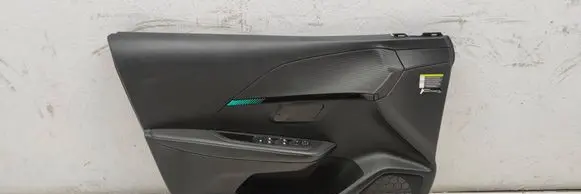 Peugeot 208 II Front door card panel trim 