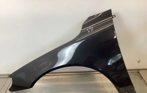 Volvo V70 Fender