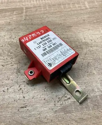 Mitsubishi Carisma Other control units/modules 1137328056 MR309681
