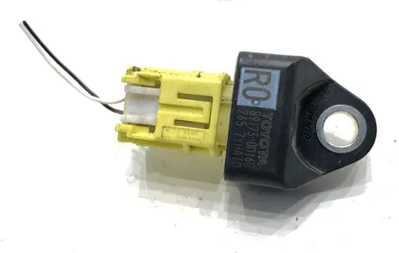 Toyota Yaris Airbag deployment crash/impact sensor 891730D160