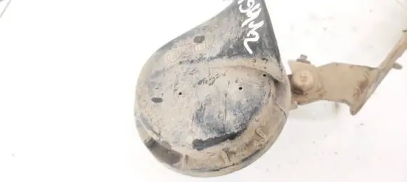 Opel Vectra B Horn signal A71335 E120005