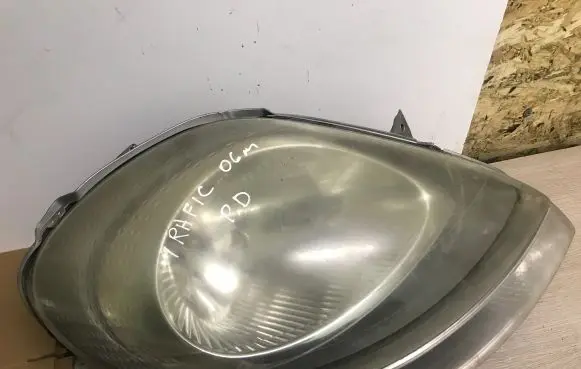 Renault Trafic II (X83) Headlight/headlamp 91165719