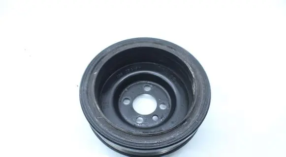 Volkswagen Golf Plus Crankshaft pulley 038105243M