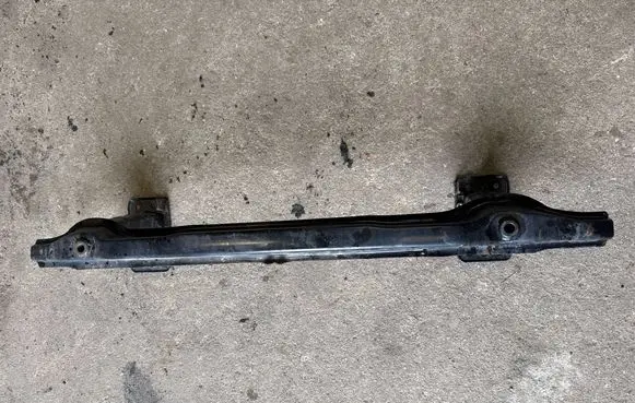 BMW X5 E70 Front bumper cross member 7165458