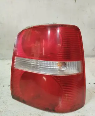 Volkswagen Touran I Rear/tail lights 1T0945258D