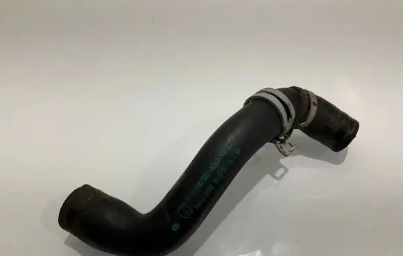 Mercedes-Benz ML W164 Engine coolant pipe/hose A1645000735 ZGS005 625412