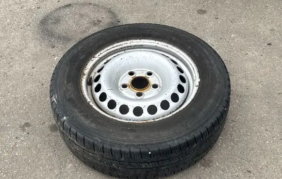 Volkswagen Transporter - Caravelle T5 R16 spare wheel