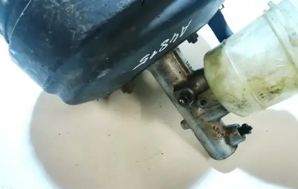 Honda Accord Master brake cylinder 74471087