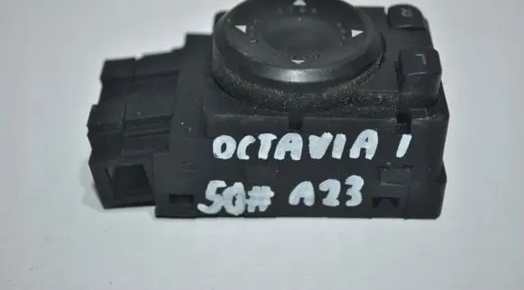 Skoda Octavia Mk1 (1U) Mirror heating switch 1U1959565B