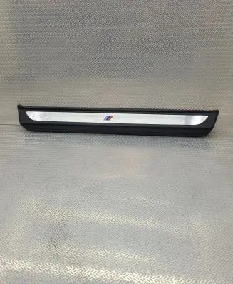 BMW 6 F12 F13 Front sill trim cover 8050390