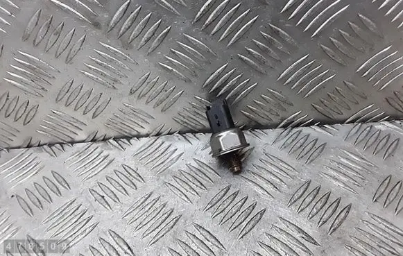 Ford C-MAX II Fuel pressure sensor 9670076780