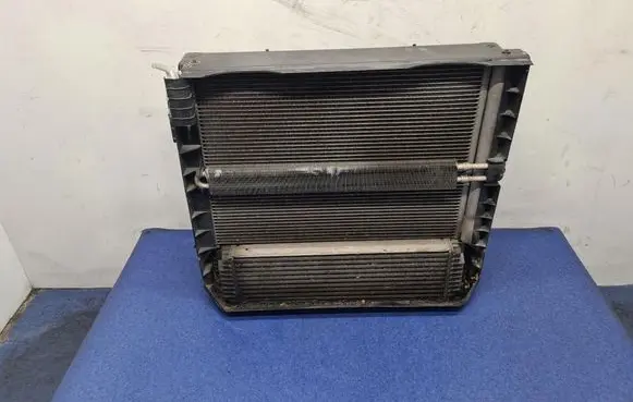 BMW X6 E71 Coolant radiator