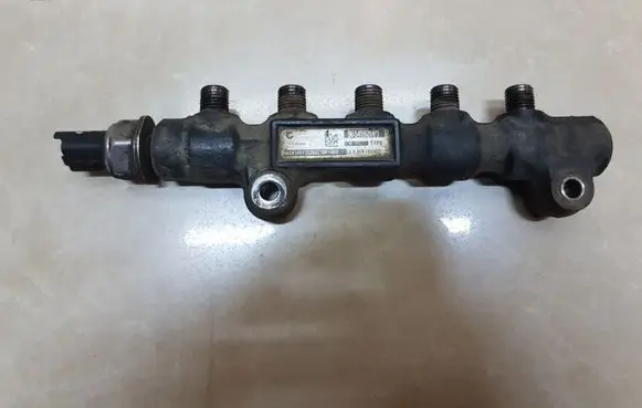 Citroen Berlingo Fuel main line pipe 9654592680