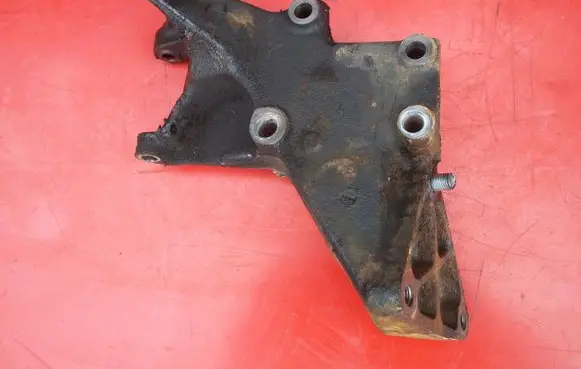 Citroen Jumper Engine mounting bracket 9618057582