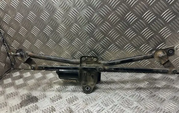 Hyundai i30 Front wiper linkage and motor 