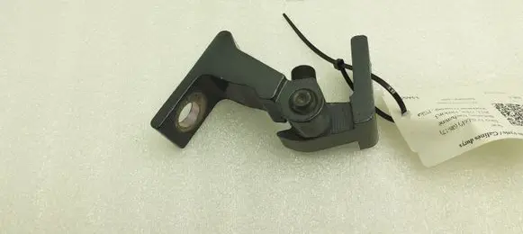 Seat Ibiza IV (6J,6P) Rear door lower hinge 8K0831401E