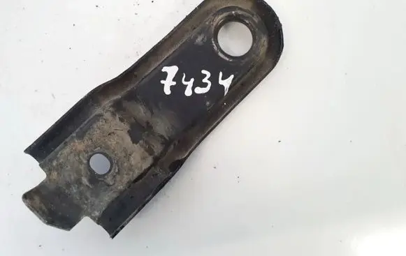 Nissan Pathfinder R51 Radiator mount bracket
