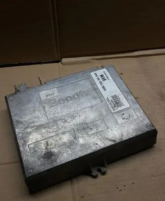 Renault 19 Engine control unit/module 7700746044 7700744412 S101263101D