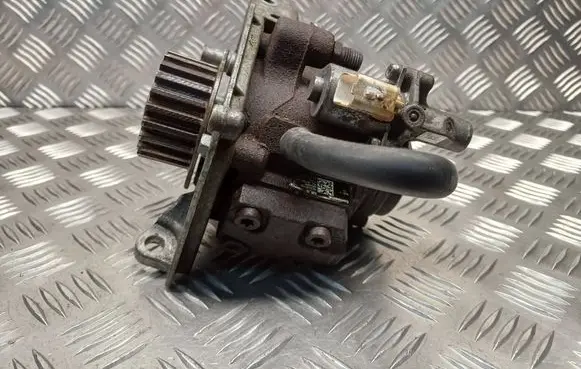 Citroen C4 Grand Picasso Fuel injection high pressure pump 9672605380 A2C53381555