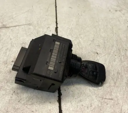 Mercedes-Benz E W211 Ignition lock 2115450608 33002203