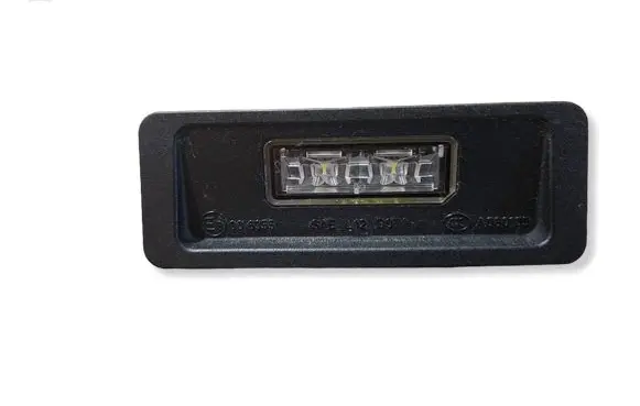 Volvo V40 Number plate light 31352526