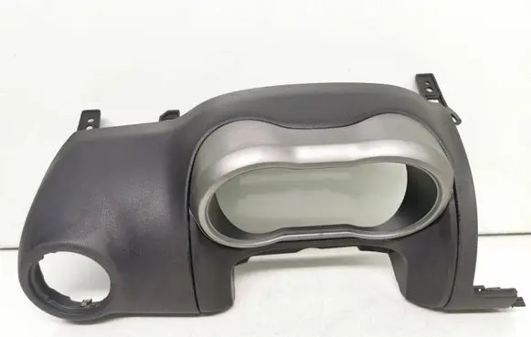 Nissan Note (E11) Dashboard trim 682009U100 P10211 682409u100