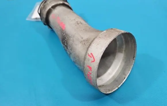 Bentley Continental Intercooler hose/pipe 3W0129654F IMPRK1597965