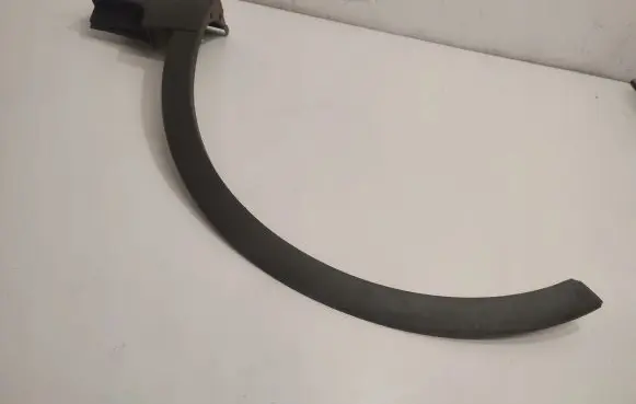Ford Kuga I Front arch trim 8V41S16D239A