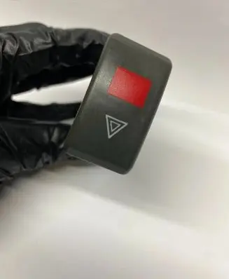 Skoda Octavia Mk1 (1U) Hazard light switch 1U0953235C
