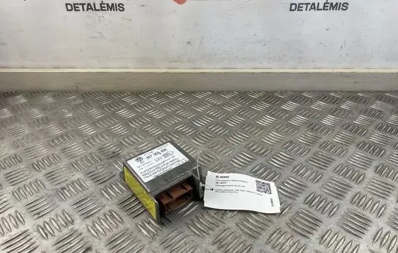 Volkswagen PASSAT B4 Airbag control unit/module 357959656