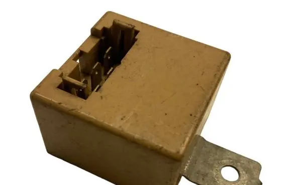 Mitsubishi Space Wagon Other relay MD332124 0680005220