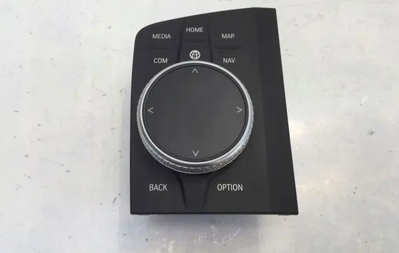 BMW 2 F44 Head unit multimedia control 5A32A45