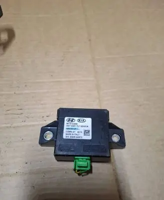 KIA Sportage Yaw turn rate sensor 957753U900