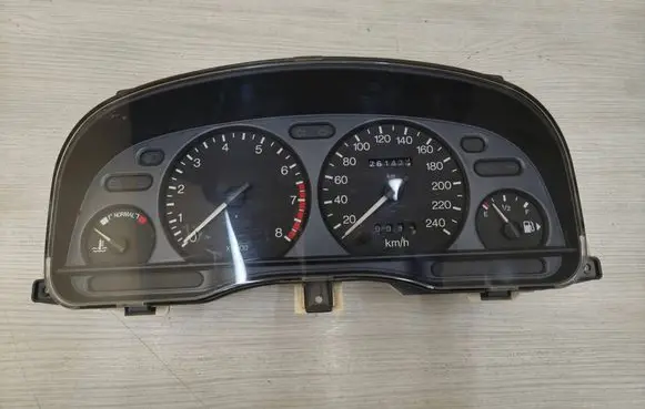 Ford Mondeo MK I Speedometer (instrument cluster) 93BB10B885BA