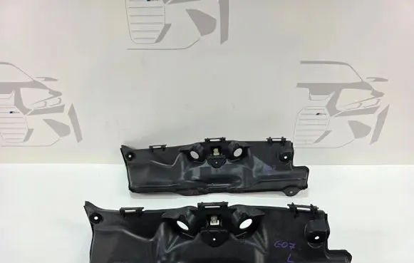 BMW X5 G05 Windshield trim 