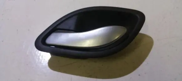 Renault Vel Satis Front door interior handle 8200000723