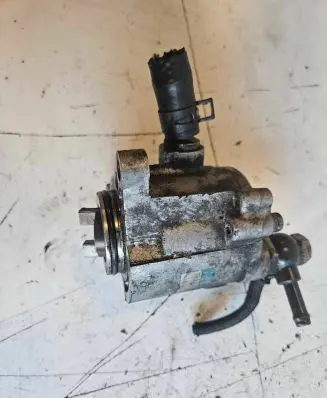 Toyota Corolla Verso E121 Vacuum pump 0810002590